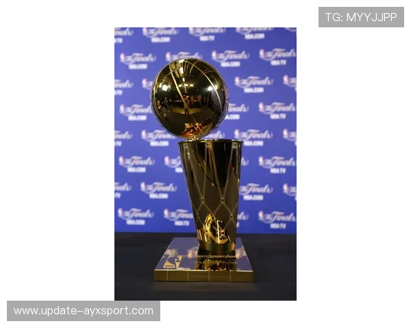 NBA总冠军奖杯的故事：每座奖杯背后的传奇